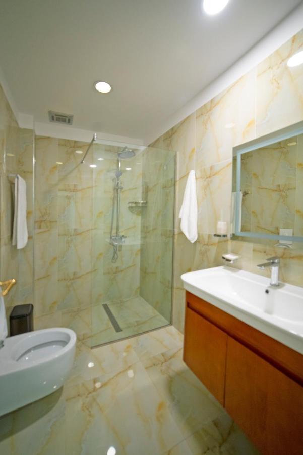 Nbt Hotel Reps Kukes Ngoại thất bức ảnh