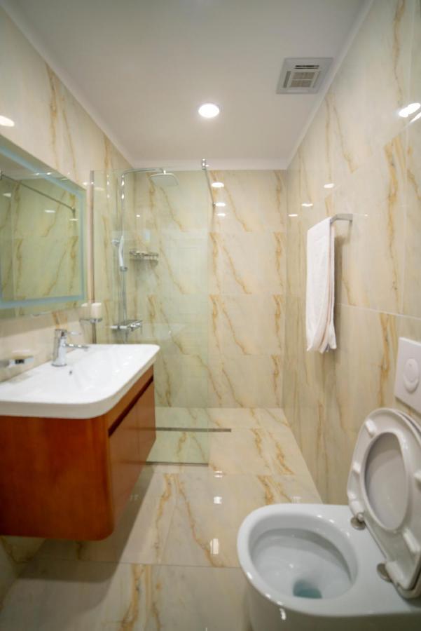 Nbt Hotel Reps Kukes Ngoại thất bức ảnh